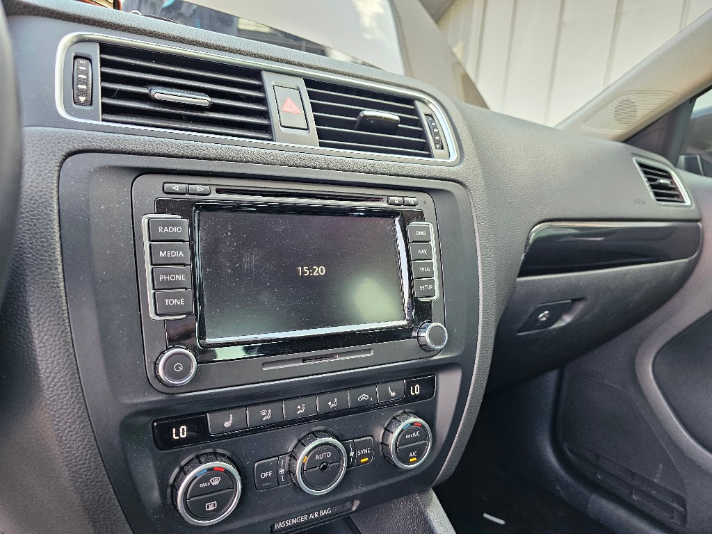 Volkswagen JETTA 2014 WVWZZZ16ZEM002124 Image 20