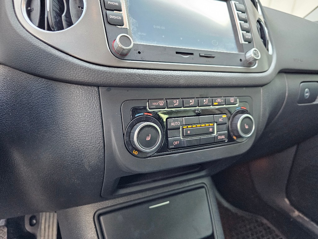 WVGZZZ5NZBW062961 Volkswagen TIGUAN
