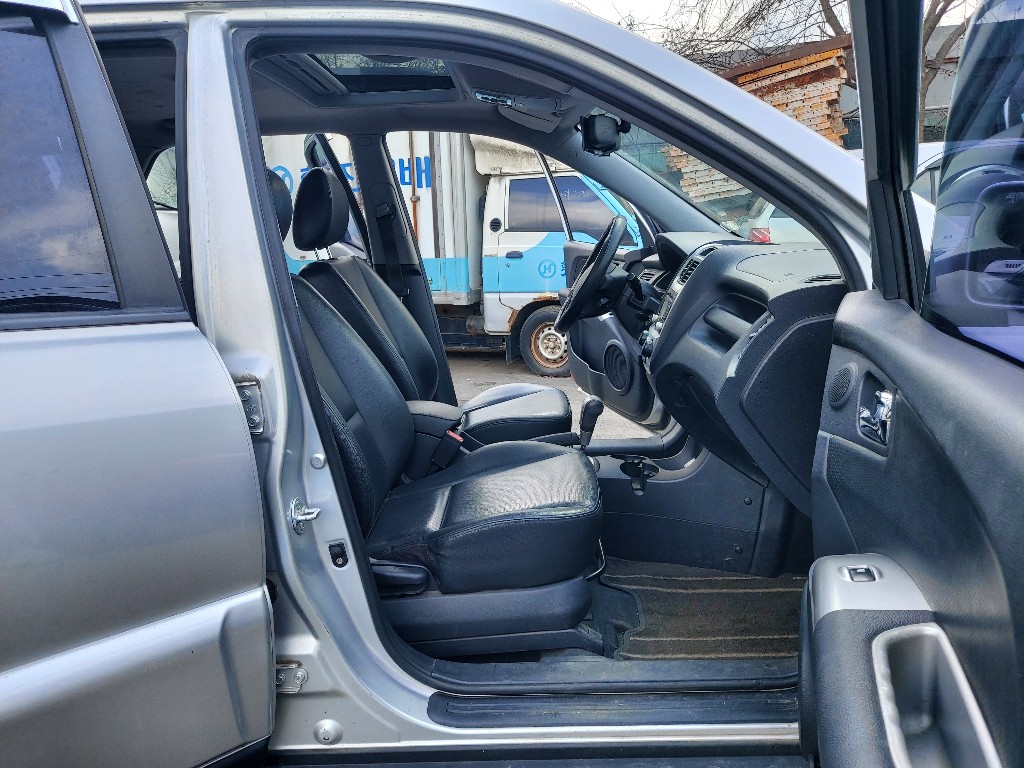 KNAJE55538K527911 KIA New Sportage