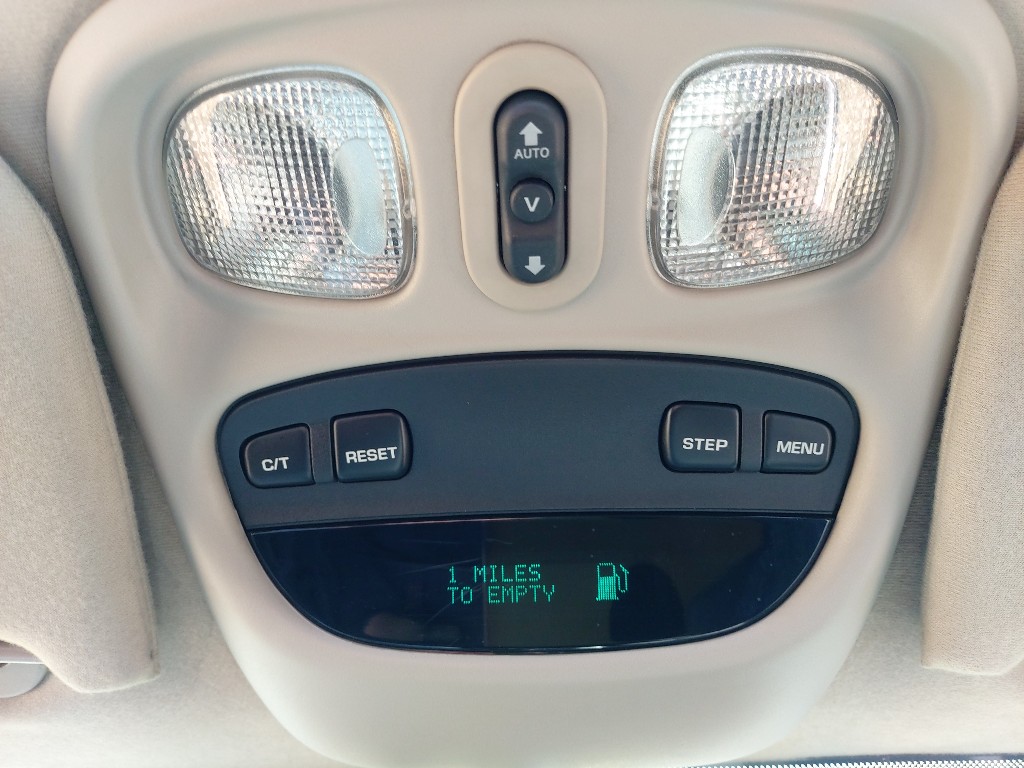 1J8GL38545W634061 Jeep Cherokee