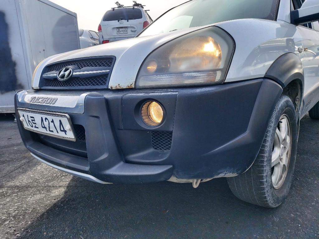 Hyundai Tucson 2005 KMHJP81VP5U083941 Image 3
