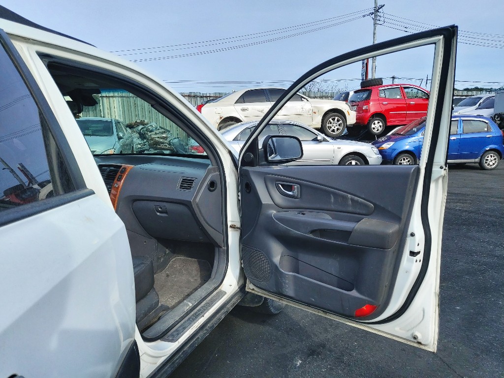 Hyundai Tucson 2005 KMHJP81VP5U083941 Image 43