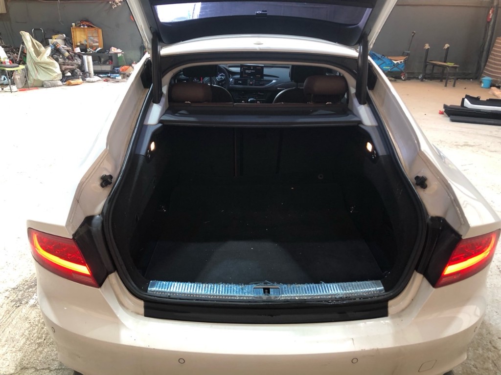 Audi A7 2015 WAUZZZ4G6FN028760 Image 8