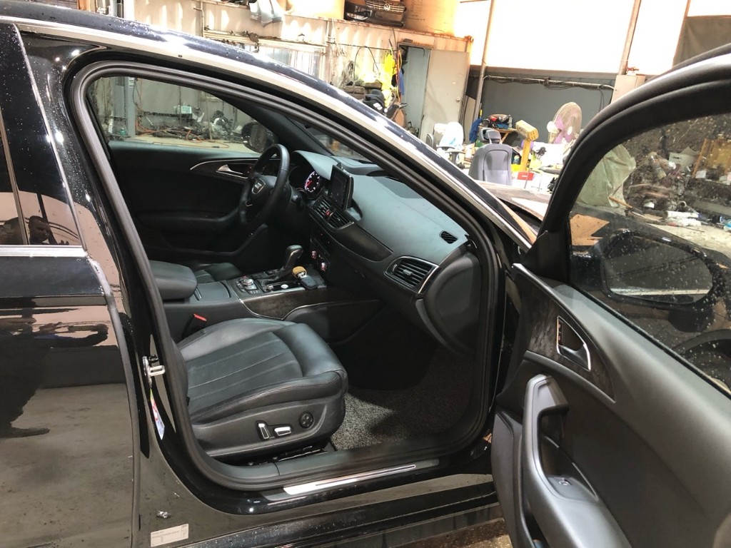 Audi New A6 2018 WAUZZZ4G9JN133530 Image 10