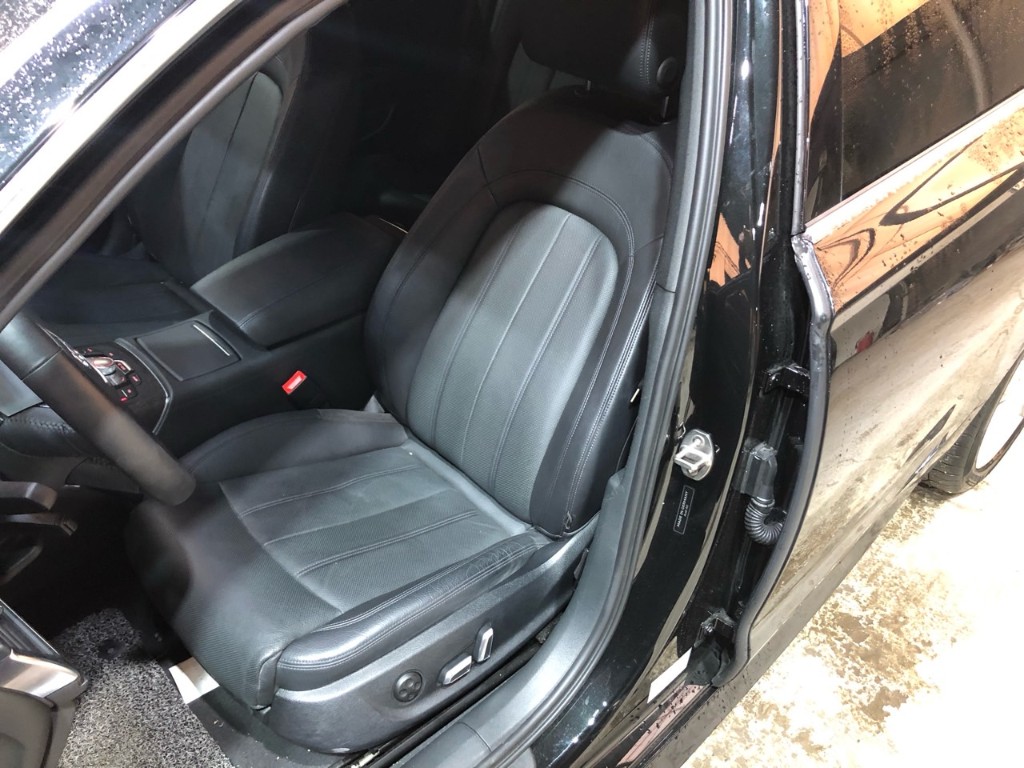 Audi New A6 2018 WAUZZZ4G9JN133530 Image 19