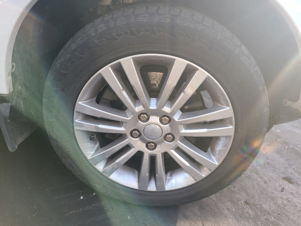 Land Rover Discovery 4 2015 SALLAAAG6FA733031 Image 19