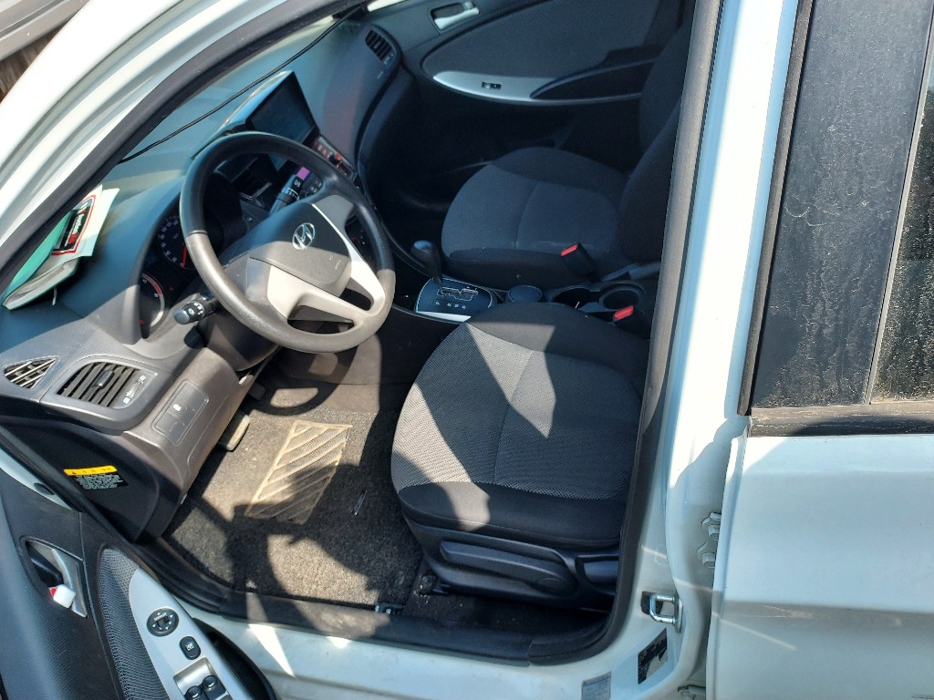 Hyundai Accent 2014 KMHCS41UBEU686865 Image 32
