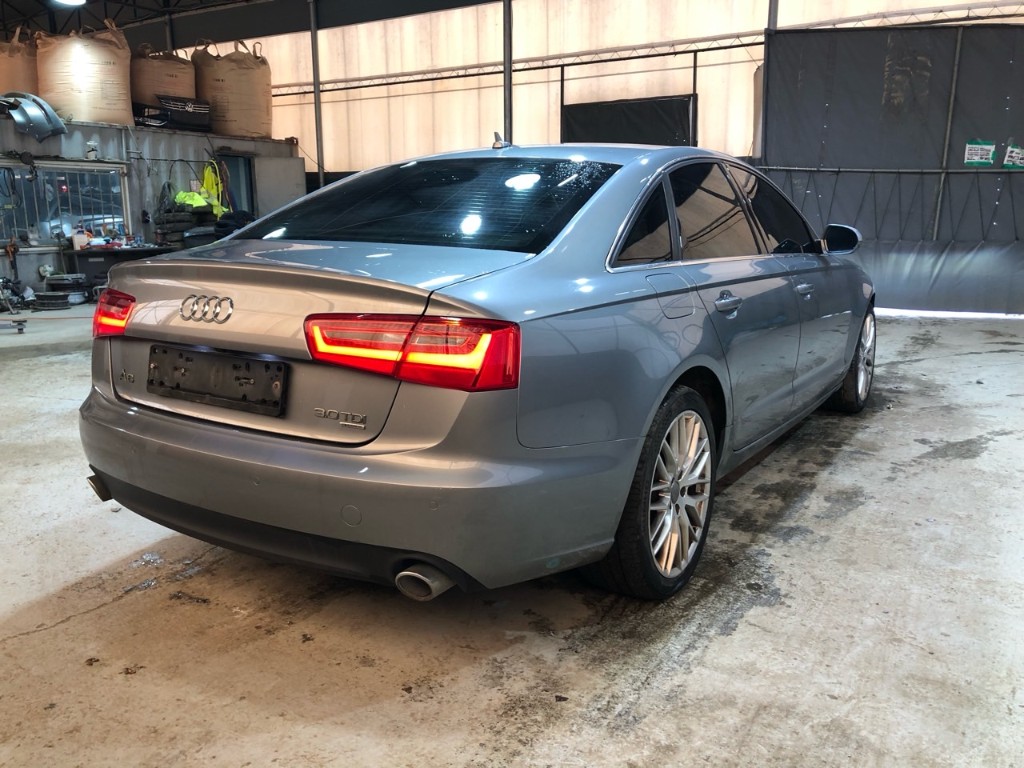 Audi New A6 2013 WAUZZZ4G9DN025929 Image 46