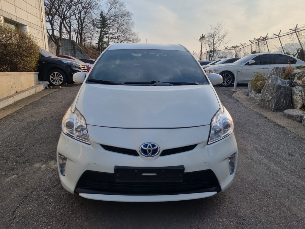 Auction sale of the 2013 Toyota Prius, vin: JTDKN3DU0D5563051, lot number: 6832210